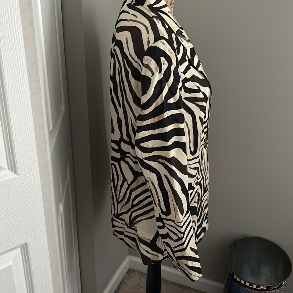 VENUS - New without tags Venus zebra blazer with tan accents Size 10 - Picture 4 of 11